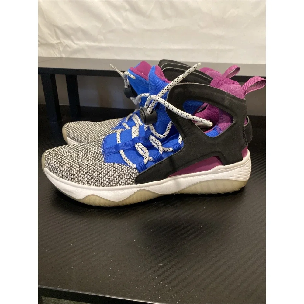 Nike Air Flight Huarache Ultra Boys Size 5.5Y Running Basketball Shoes Sneakers